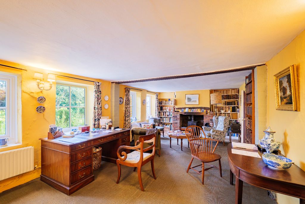 Property photo 2 of 23 5394173