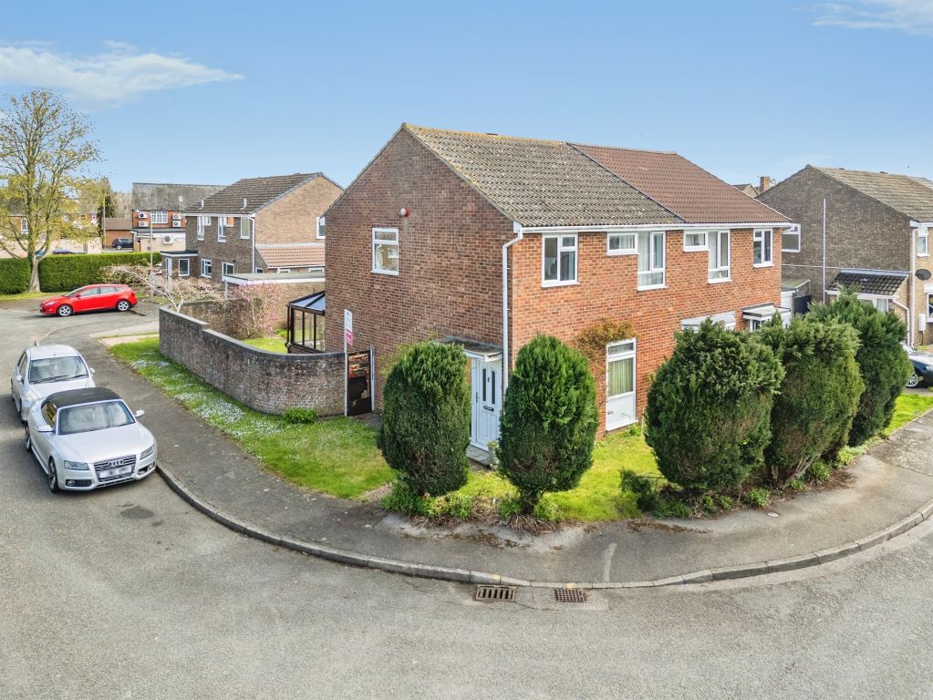 Property photo 1 of 18