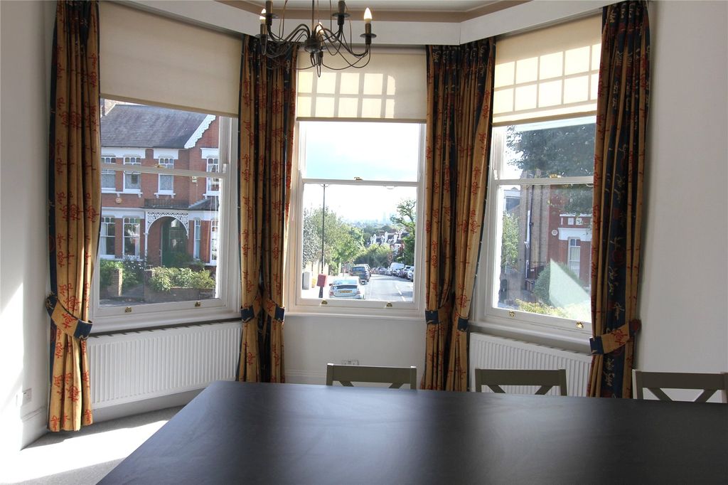 Property photo 3 of 16 Picture No. 43