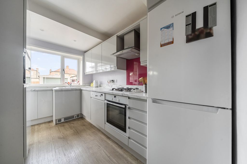 Property photo 3 of 13 Kitchen