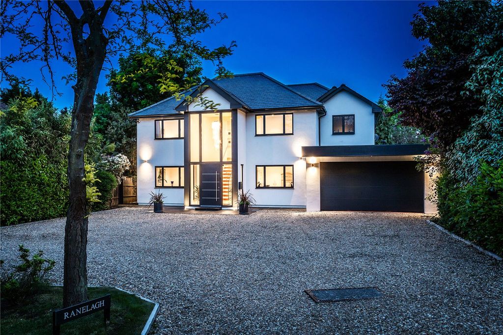 Property photo 1 of 58 Picture No. 57