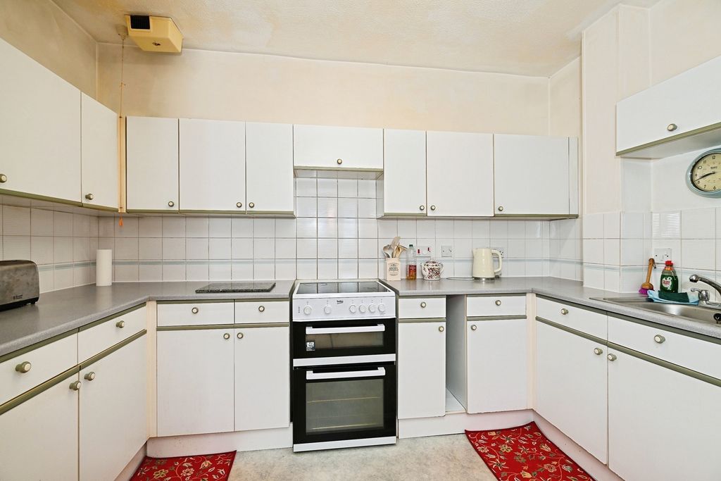Property photo 2 of 14 Pbox-Img.Jpg