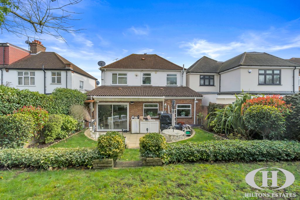 Property photo 3 of 20