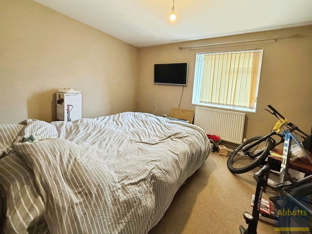 Property photo 3 of 5