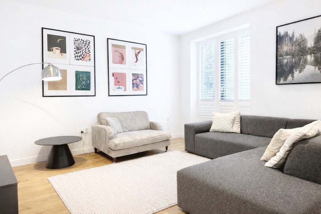 Property photo 3 of 27 Photo #3