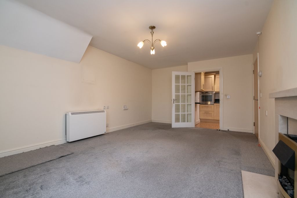 Property photo 3 of 18