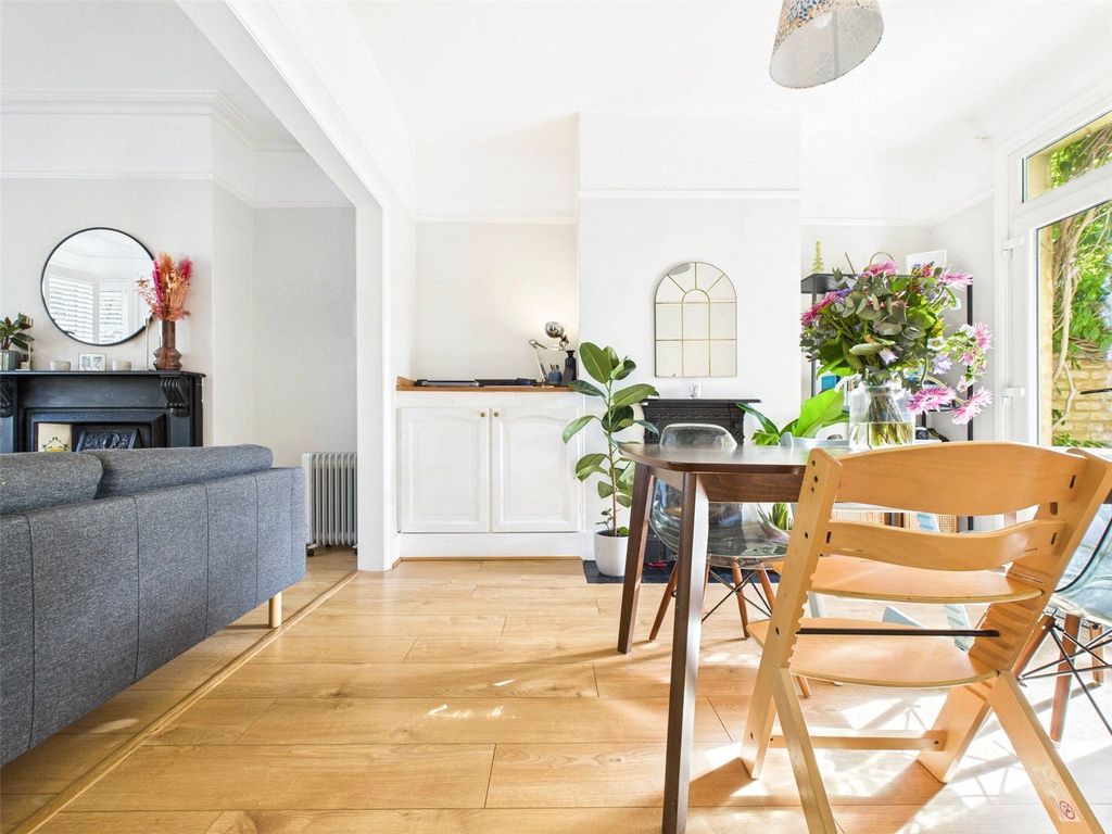 Property photo 3 of 12 Picture No. 20