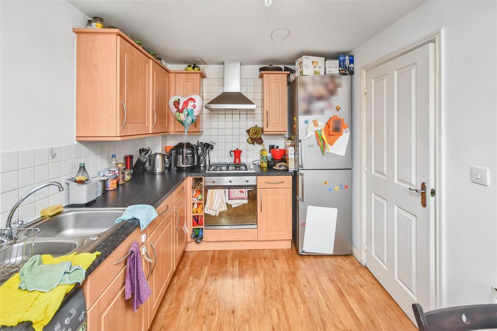 Property photo 2 of 13 Dsc_0046 (1).Jpg
