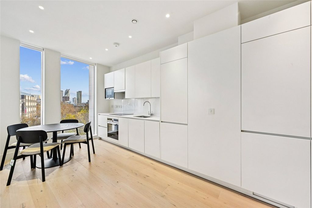 Property photo 3 of 13 Picture No. 13