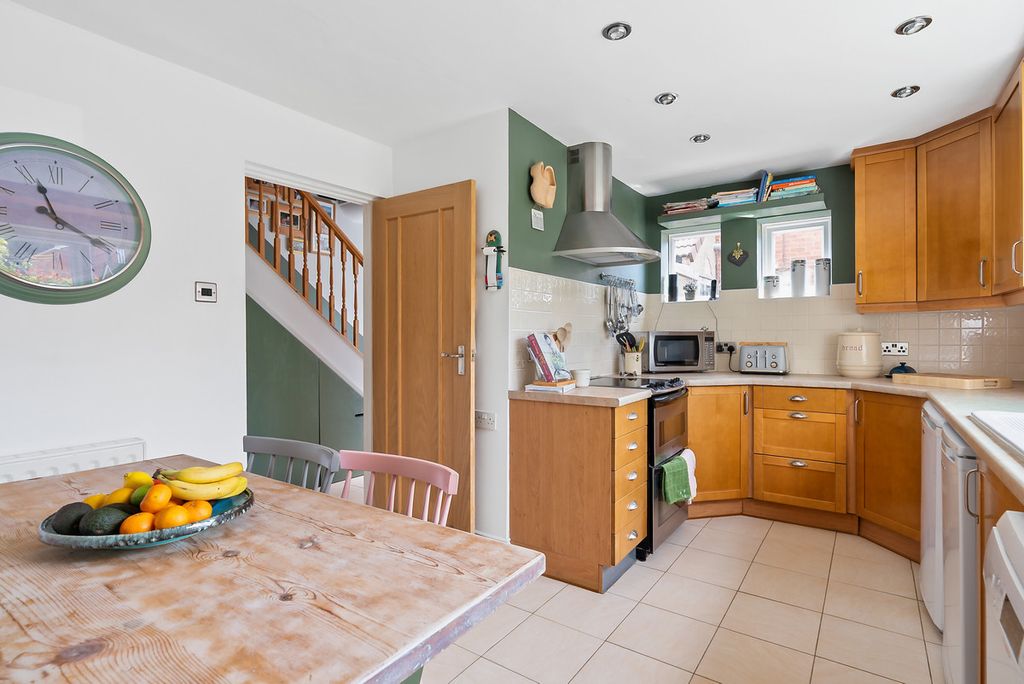Property photo 2 of 13