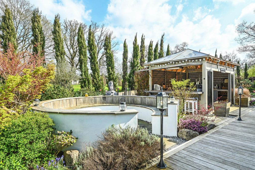 Property photo 2 of 70 958737?Sketch_Ph3_4284587