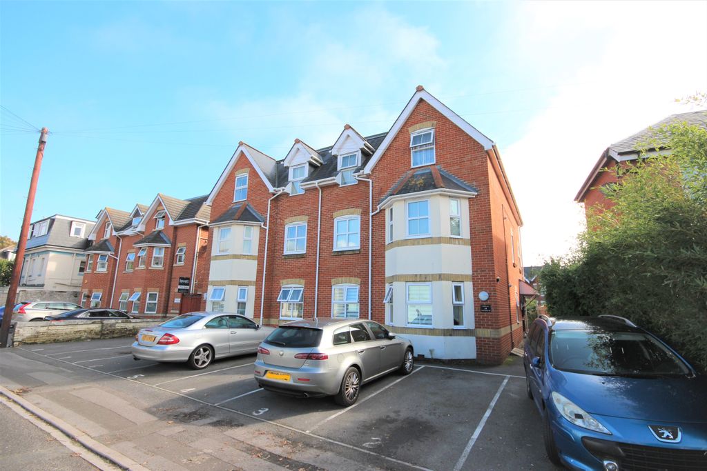 Property photo 1 of 6 Front Picture