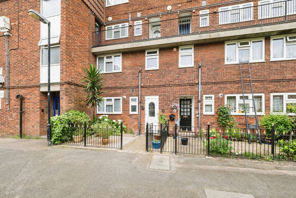 Property photo 1 of 20 Pbox-Img.Jpg