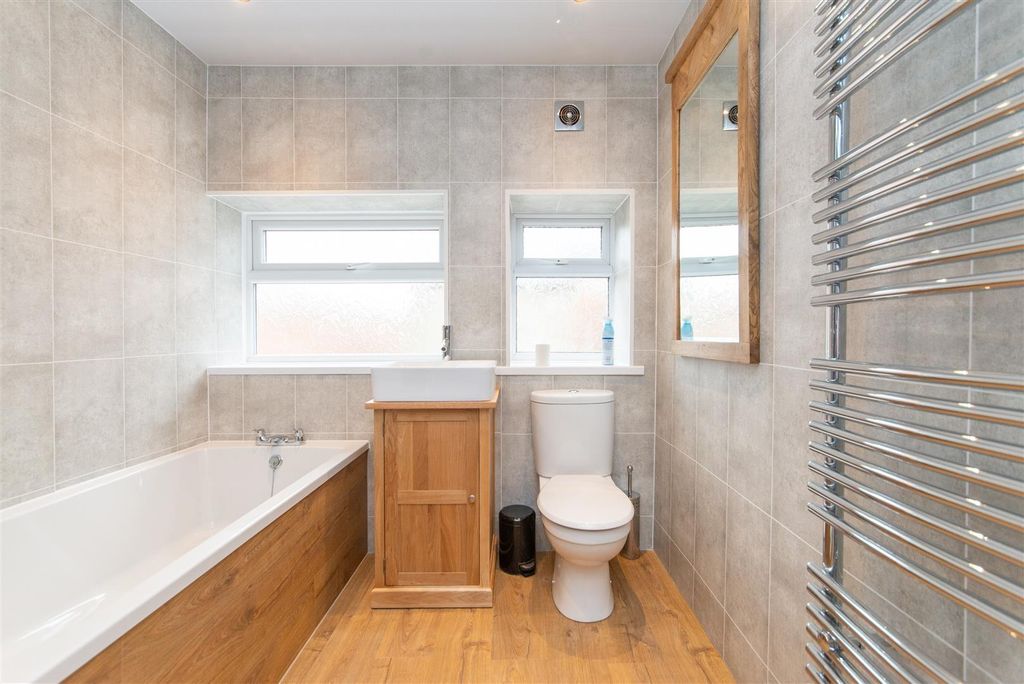 Additional image 15 of 6 bed flat for saleBayswater Road, Jesmond, Newcastle Upon Tyne NE2