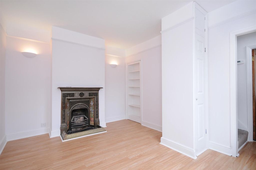 Property photo 2 of 12 Helliwell & Co.