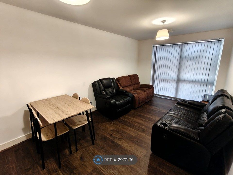 Property photo 3 of 11