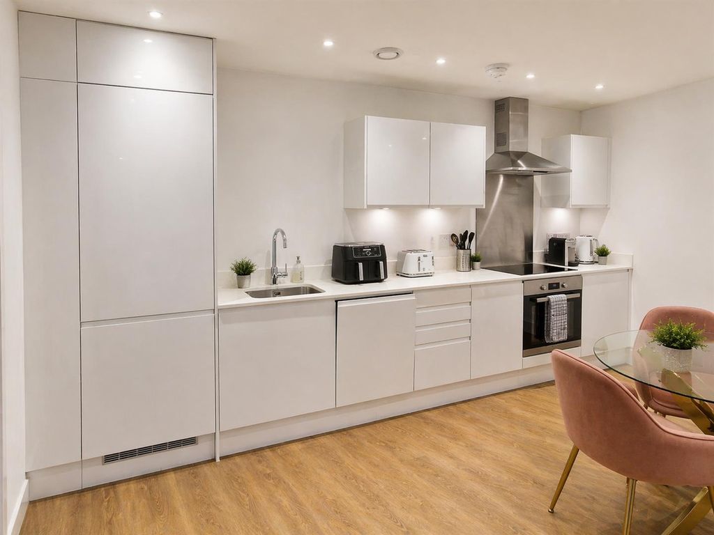 Property photo 2 of 7 Chatgpt Image Apr 22, 2026, 03_29_51 Pm.Png