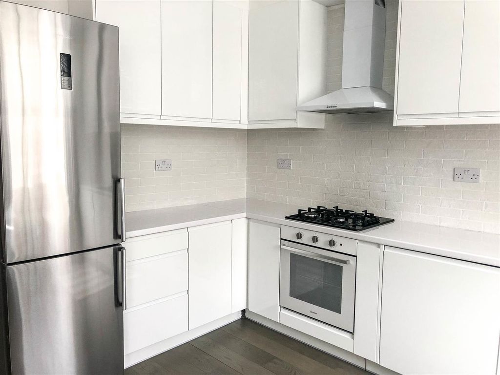 Property photo 3 of 5 Kitchen.Jpg