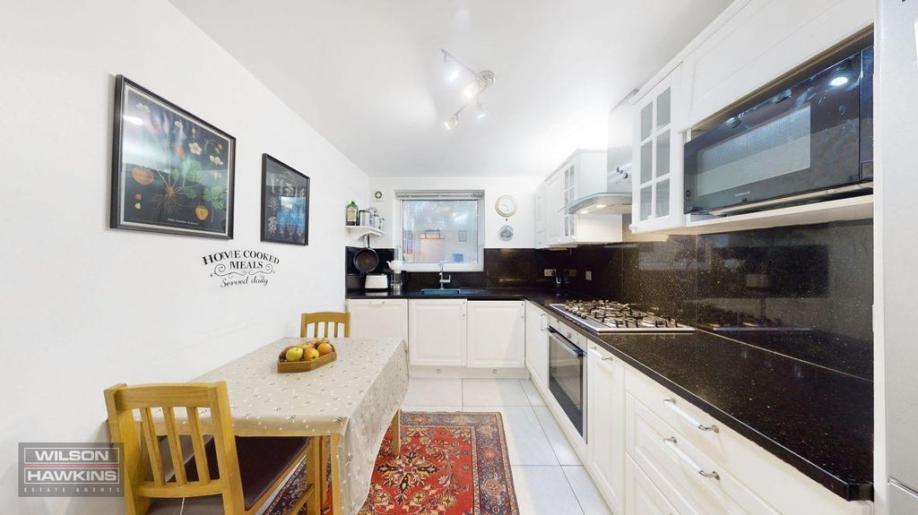 Property photo 1 of 12 Flat 10, Wendela Court - Fcqzyeu8Y5l8Uaujppkc.Jpg