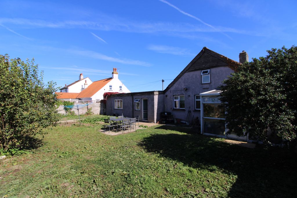 Property photo 1 of 20 Rear Garden