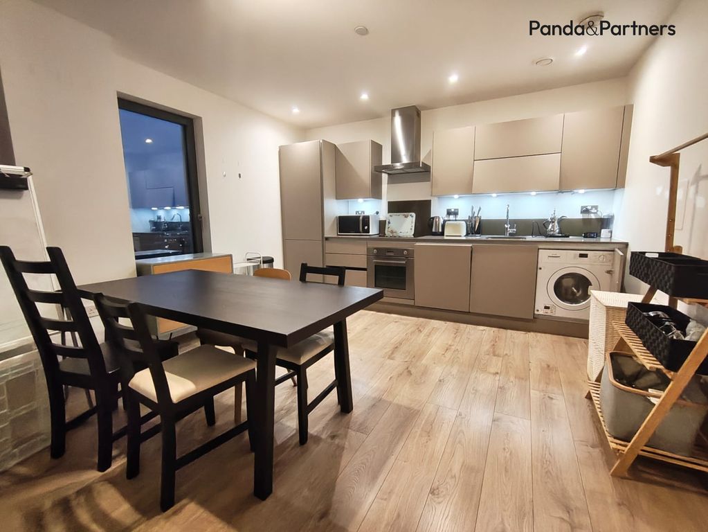 Property photo 2 of 10 Photo