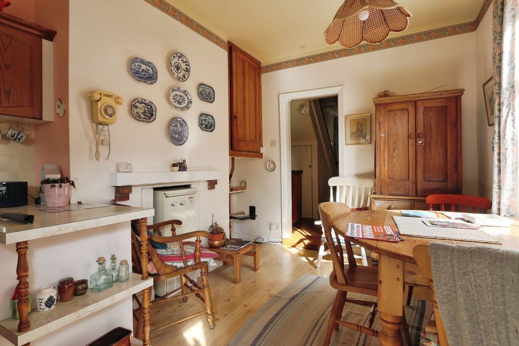 Property photo 2 of 17 3557086