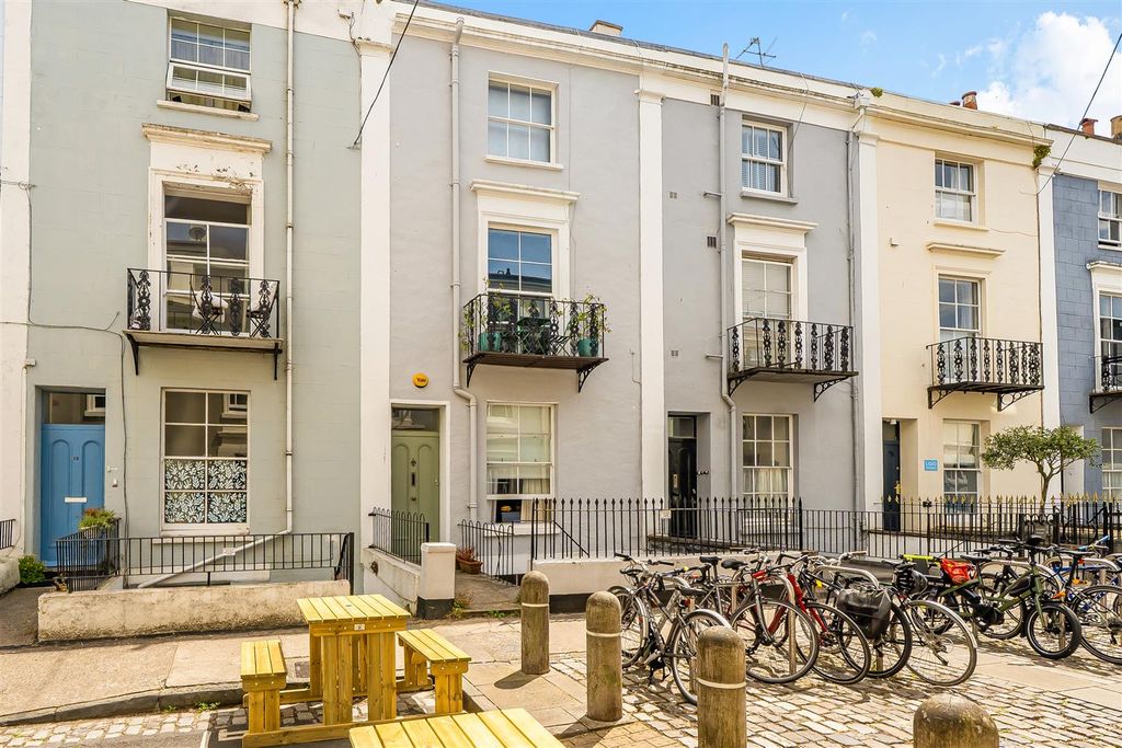 Property photo 1 of 14 1486314-1-6A4Bb5898d2Fd.Jpg