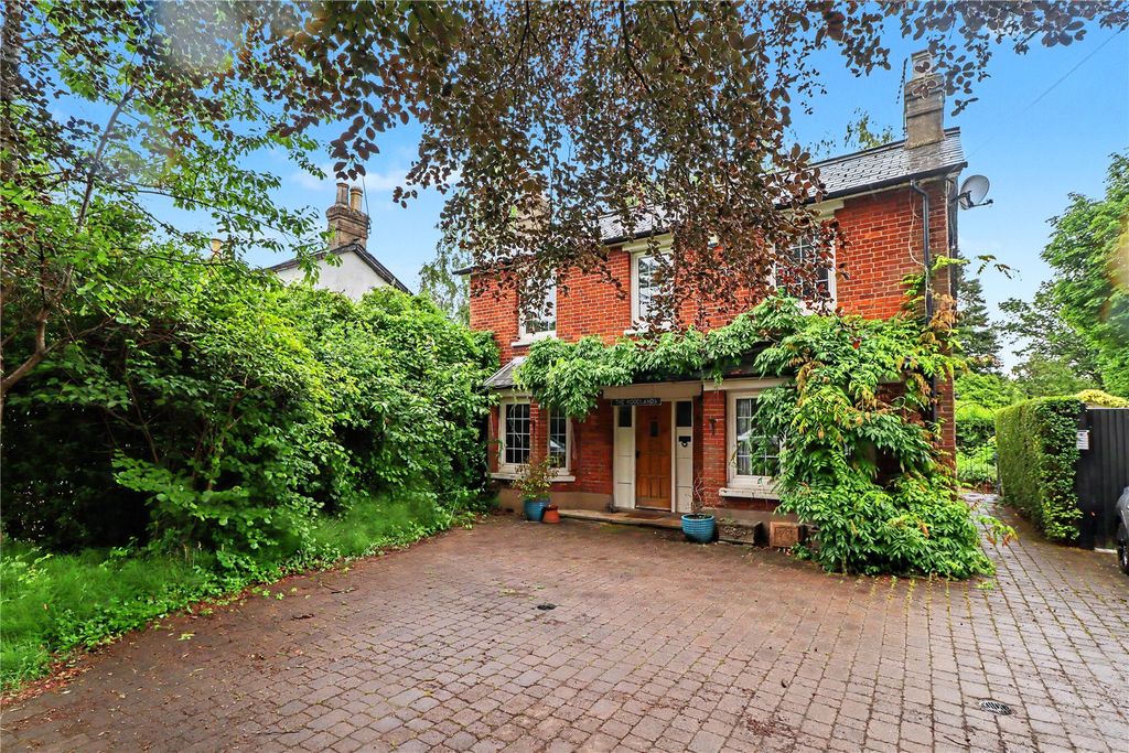 Property photo 1 of 27 Picture No. 23