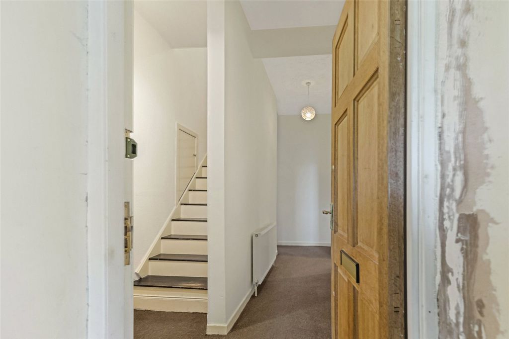 Additional image 4 of 2 bed flat for saleLoanhead Street, Kilmarnock, East Ayrshire KA1