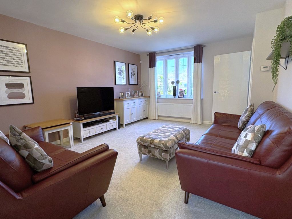 Property photo 3 of 15 Baas8715