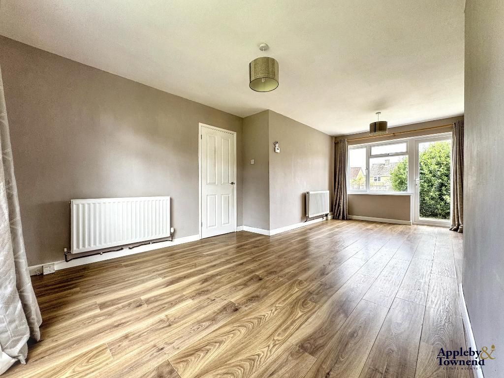 Property photo 3 of 21