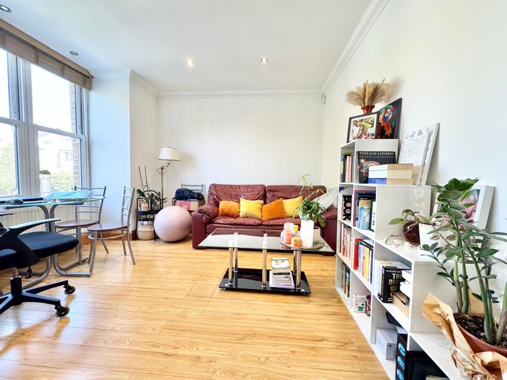 Property photo 2 of 7