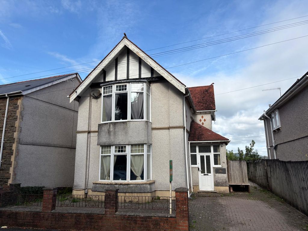 Property photo 1 of 14