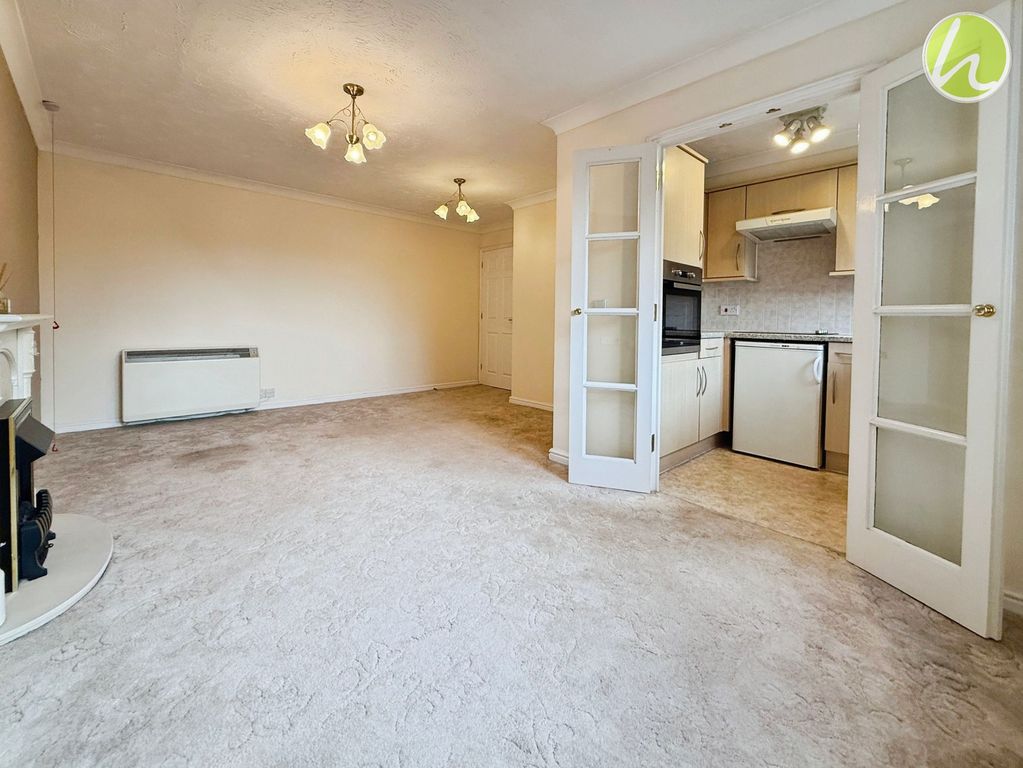 Property photo 3 of 17