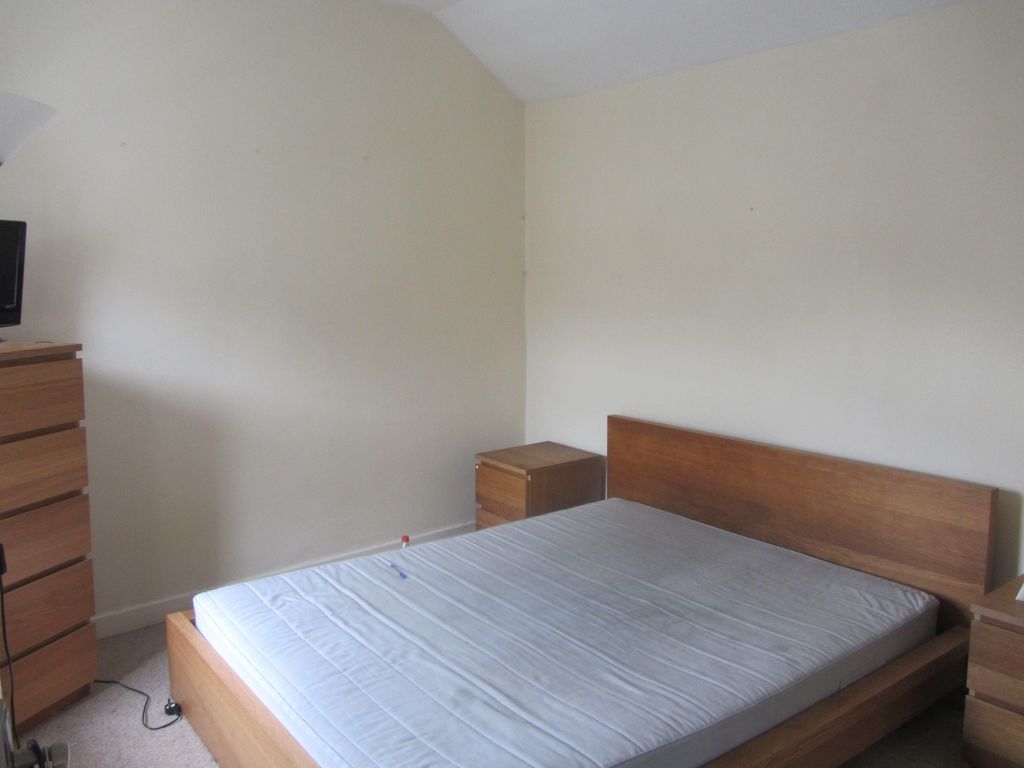 Property photo 3 of 4 Bedroom 1