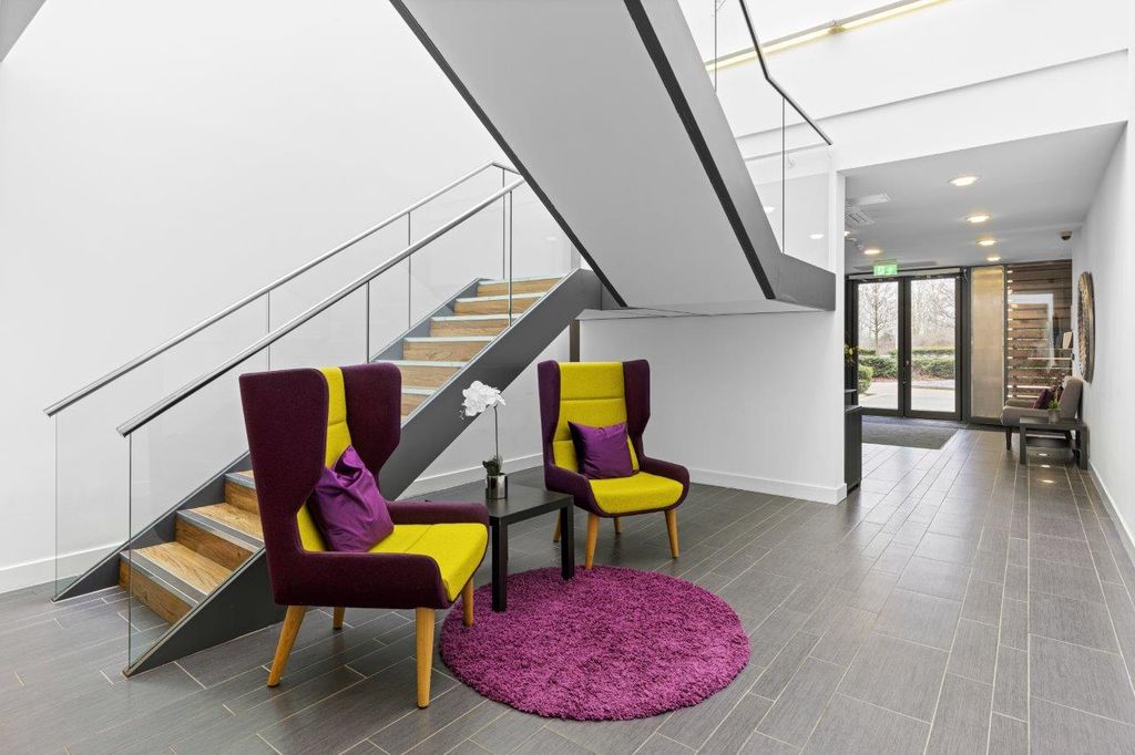 Property photo 3 of 7 Reception