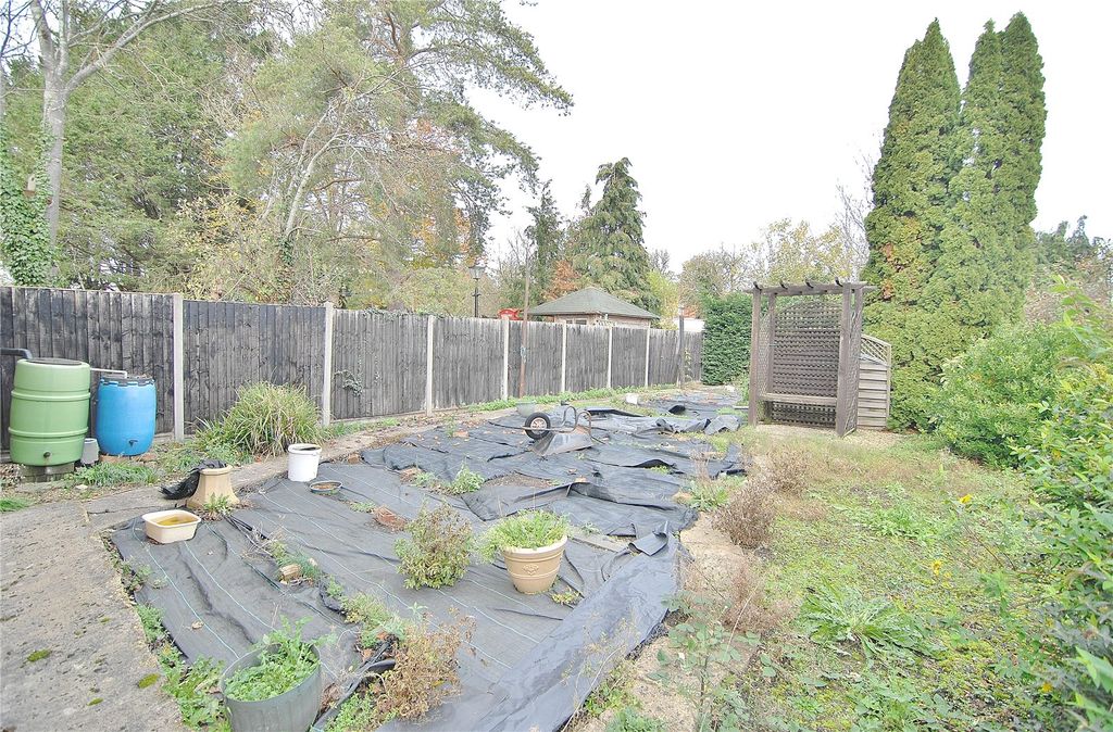 Property photo 3 of 17 Picture No. 25