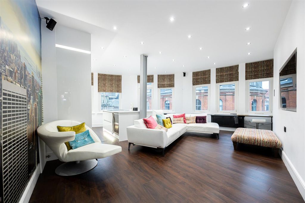 Property photo 3 of 21 Img_0037.Jpg