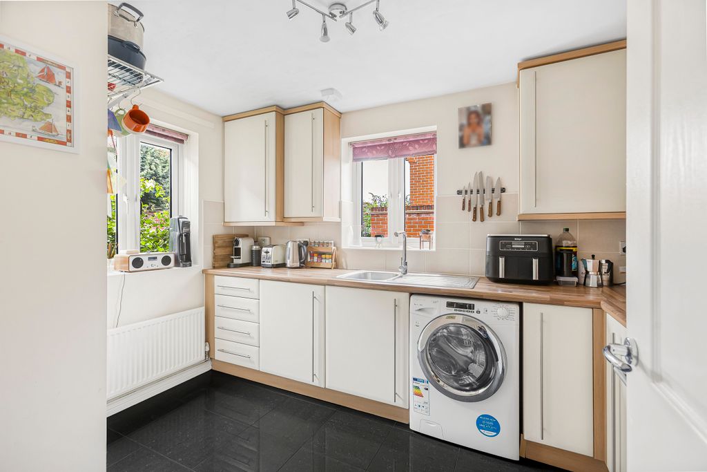 Property photo 3 of 18 20_58131