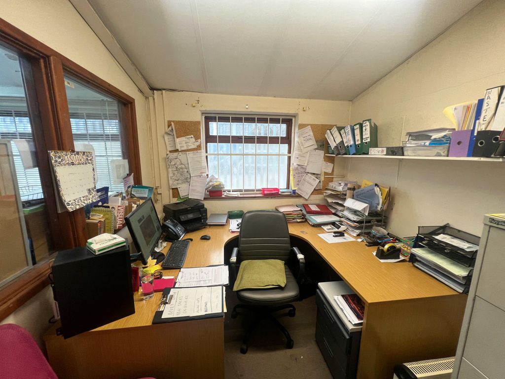 Property photo 3 of 5 20250120_104128978_Ios.Jpg