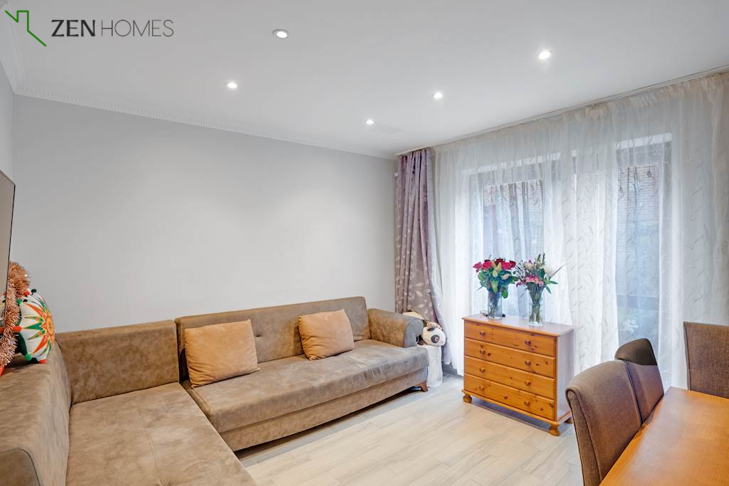 Property photo 3 of 16