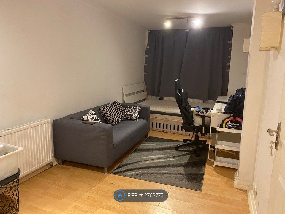 Property photo 2 of 7 Ground Floor Bedroom