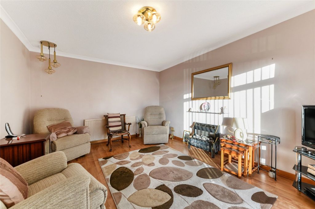 Property photo 3 of 22 Picture No. 25