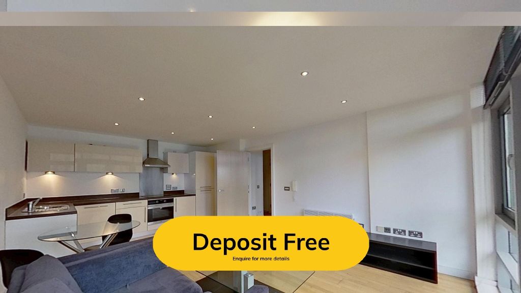 Property photo 1 of 17 Living Room