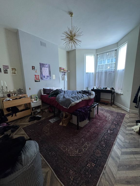 Property photo 3 of 17 Photo 3