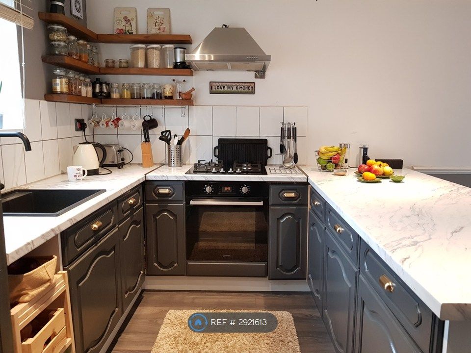 Property photo 3 of 17 Kitchen Open Plan