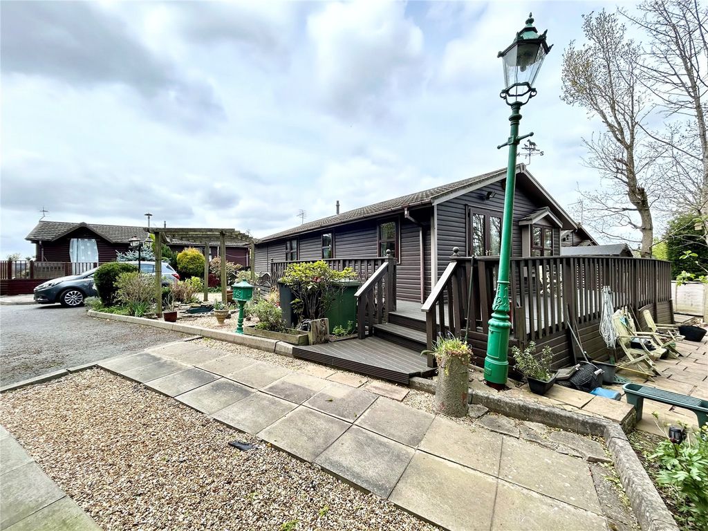 Property photo 1 of 20 Picture No. 21