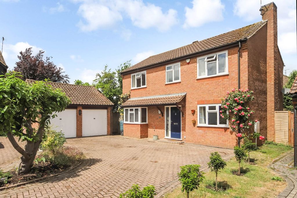 Property photo 1 of 16