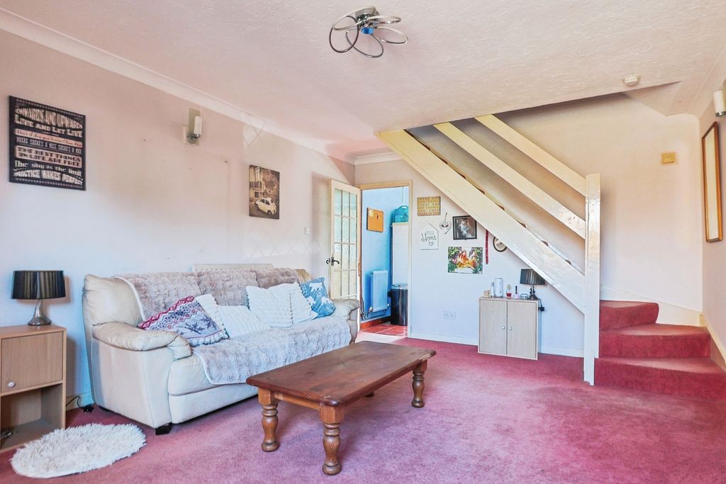 Property photo 3 of 16 Pbox-Img.Jpg