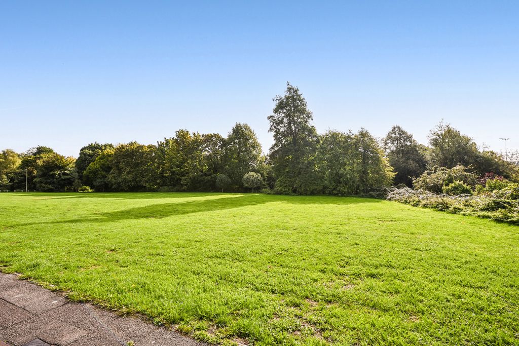 Property photo 1 of 12 Ph18_6217293